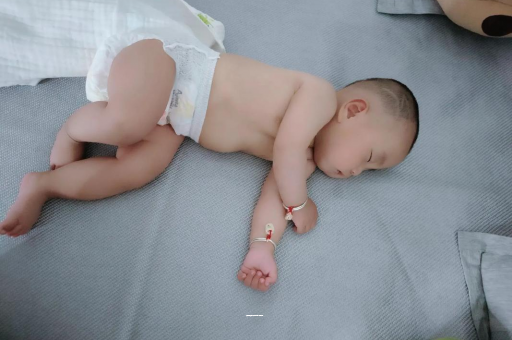 祁阳孕妇肚子一跳一跳